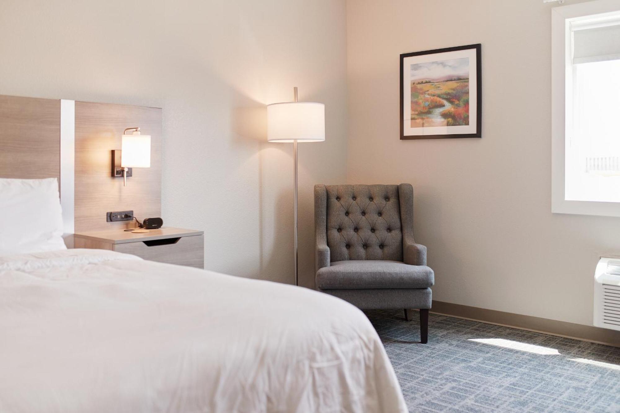 Brady Hotel New Florence Екстер'єр фото