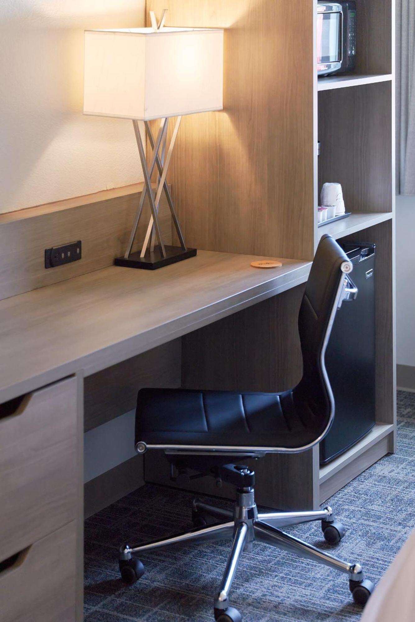 Brady Hotel New Florence Екстер'єр фото